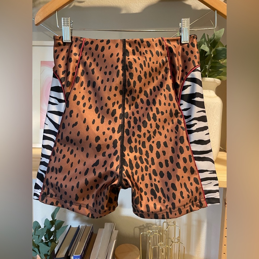 Good American shorts - Picture 6 of 6